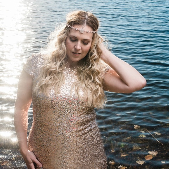 Meet the Posher - Picture 3 of 5